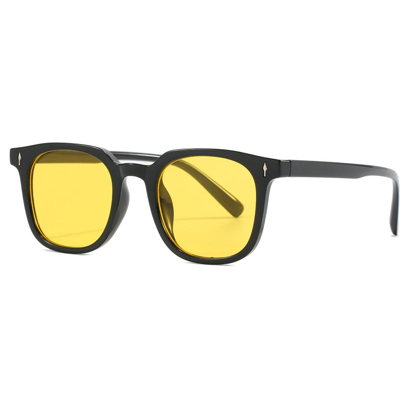 Women's fashionable square sunglasses with durable plastic frame Bowlift