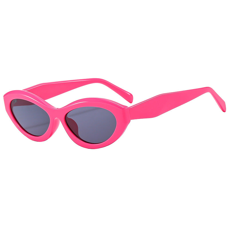 Ladies Elegant Cat-Eye Sunglasses with Protective UV Filter Bowlift