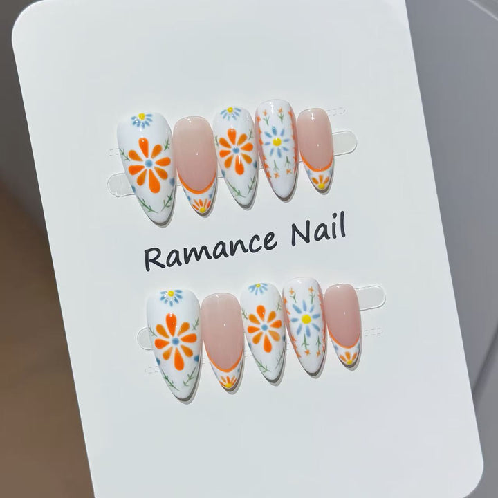 Floral Themed Press-On Nail Art Set Bowlift