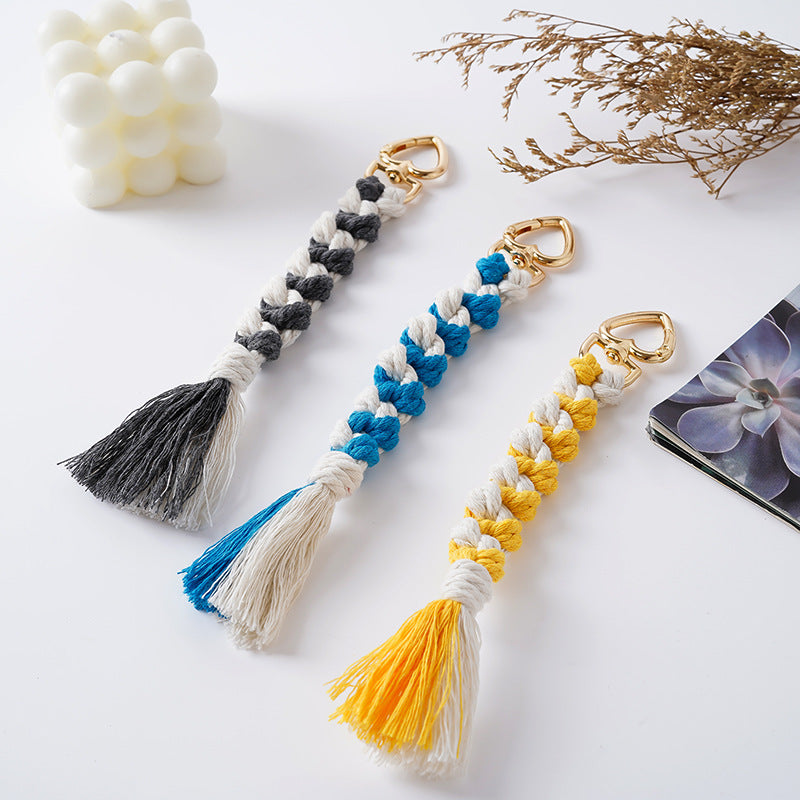 Decorative Macramé Keychain Holder Bowlift