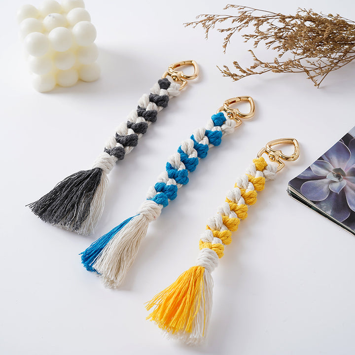 Decorative Macramé Keychain Holder Bowlift