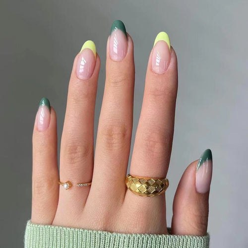 Artful nail art with creative color tips Bowlift