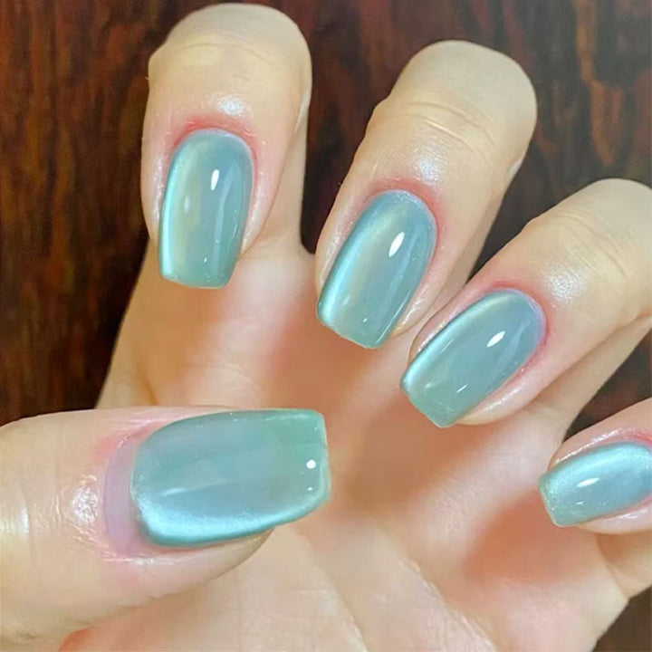 Elegant Ombre Nail Design Bowlift