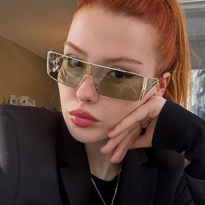 Women geometric sunglasses with futuristic design and durable frame Bowlift