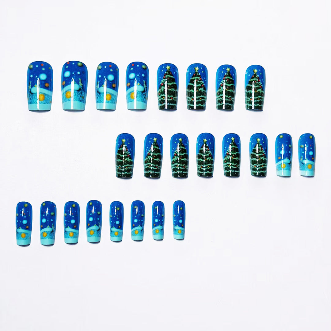 Artificial nails in festive Christmas design Bowlift