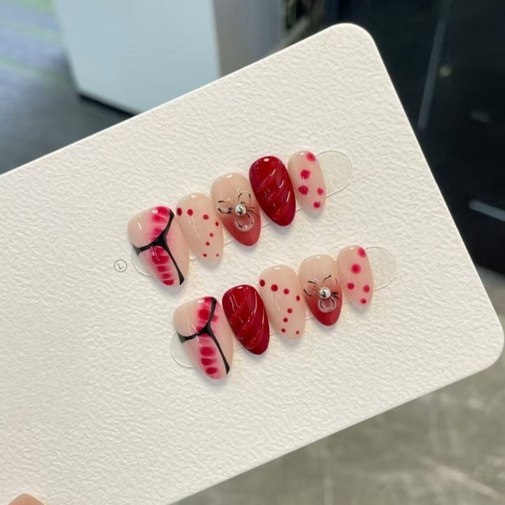 Creative Art Nails Set with Decorative Accents Bowlift