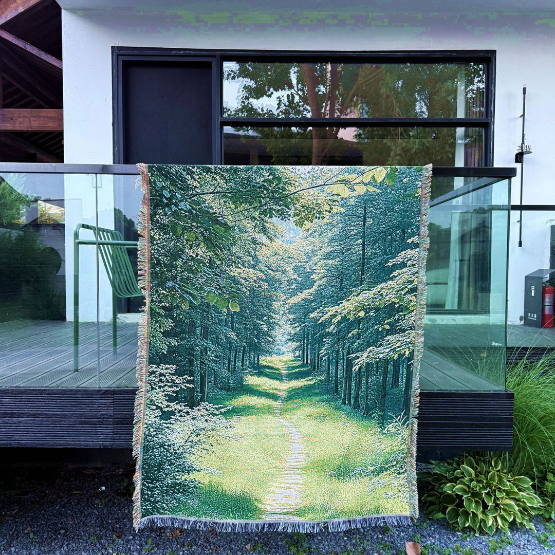 Scenic Nature-Themed Woven Throw Blanket