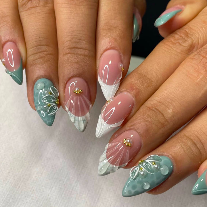 Decorative Floral Stiletto Press-On Nails Bowlift