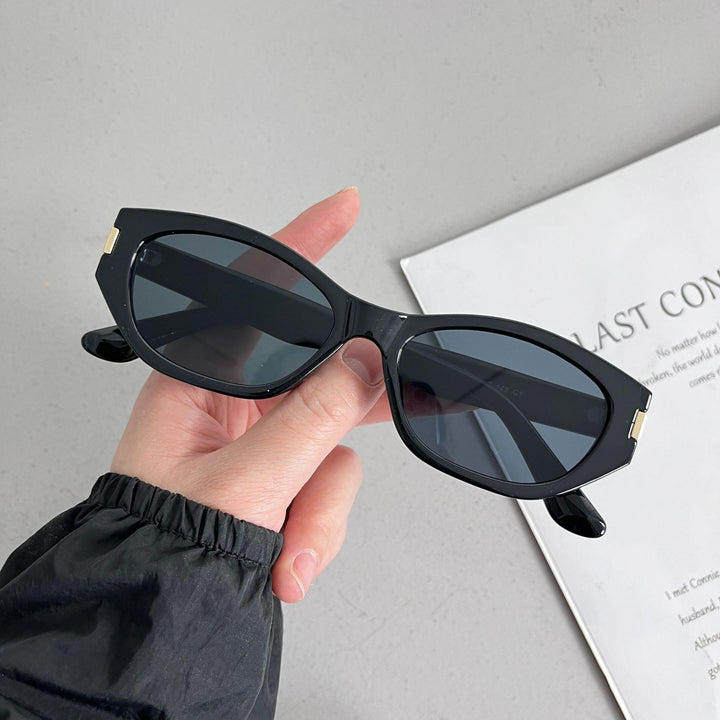 Stylish Cat-Eye Sunglasses Bowlift
