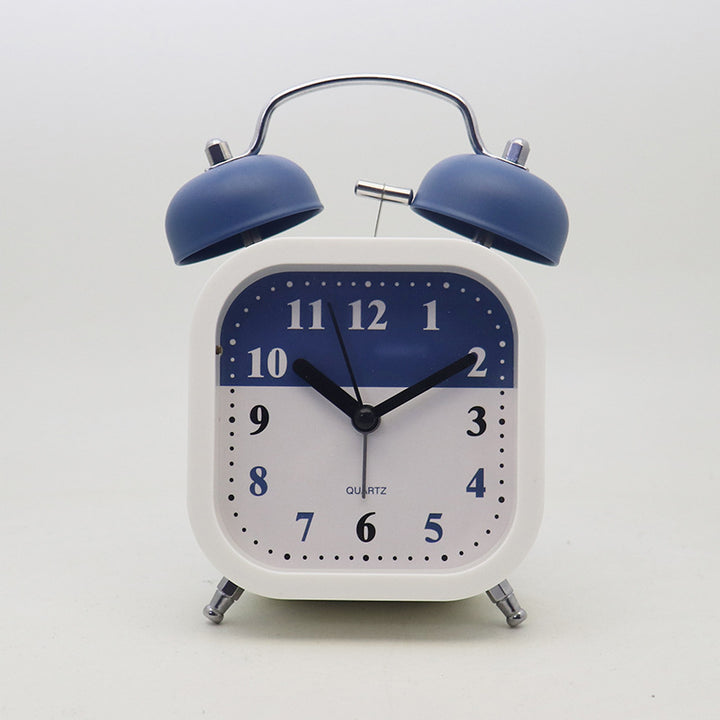 Quarz Alarm Clock in Modern Retro Style Bowlift