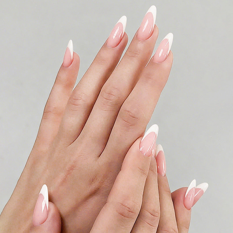 Artificial nail set with trendy, minimalist design Bowlift