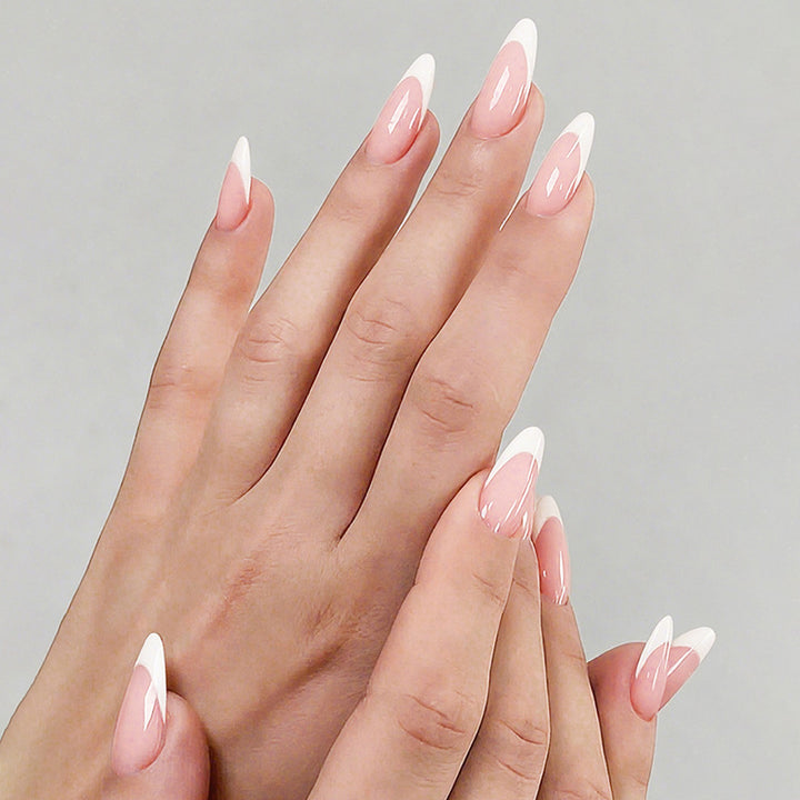 Artificial nail set with trendy, minimalist design Bowlift