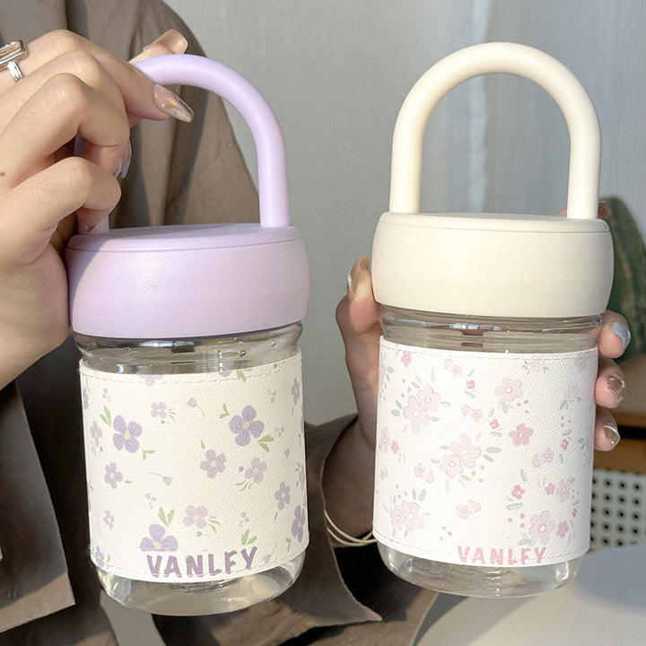 Women’s drinking cup with playful dog design Bowlift