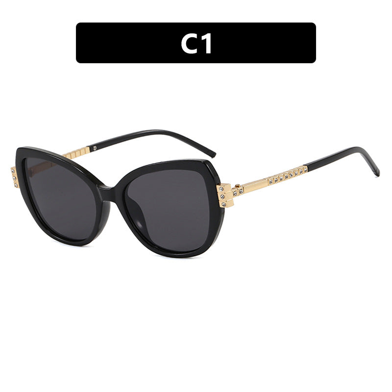 Women oversized sunglasses with protective UV filter and elegant accents Bowlift