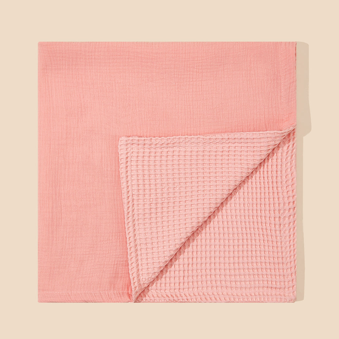 Dual-Textured Muslin Baby Blanket Bowlift