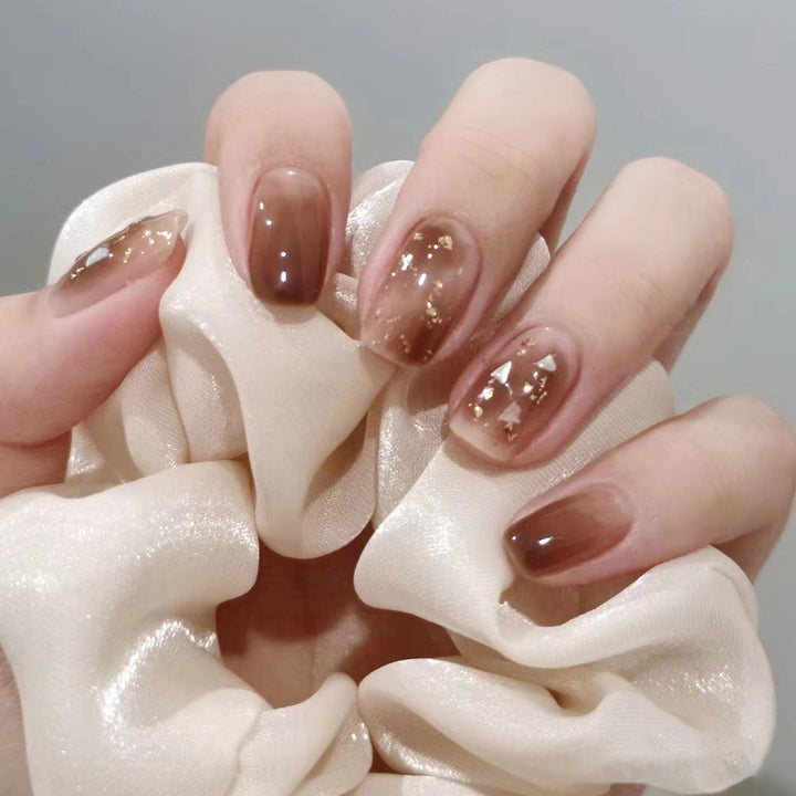 Glamorous nail designs Bowlift