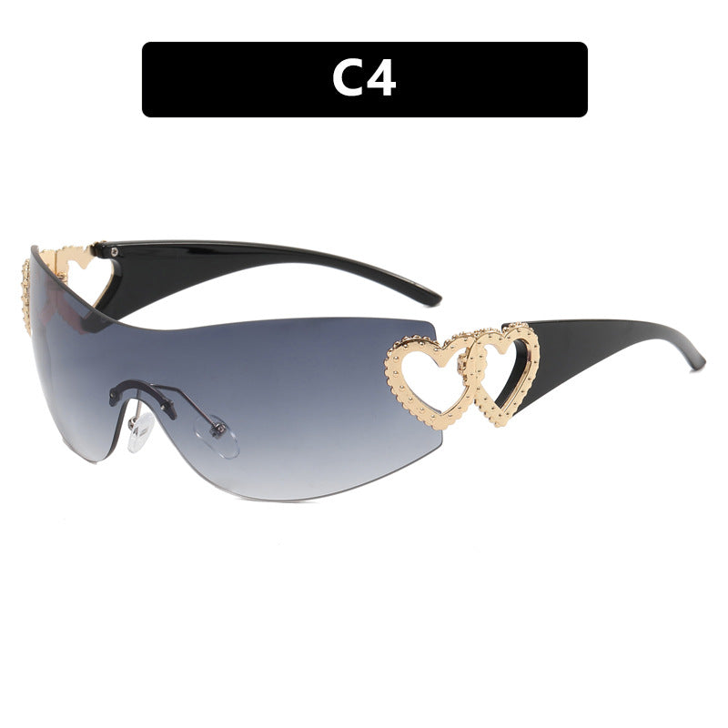 Ladies Fashion Sunglasses with Heart Applications Bowlift