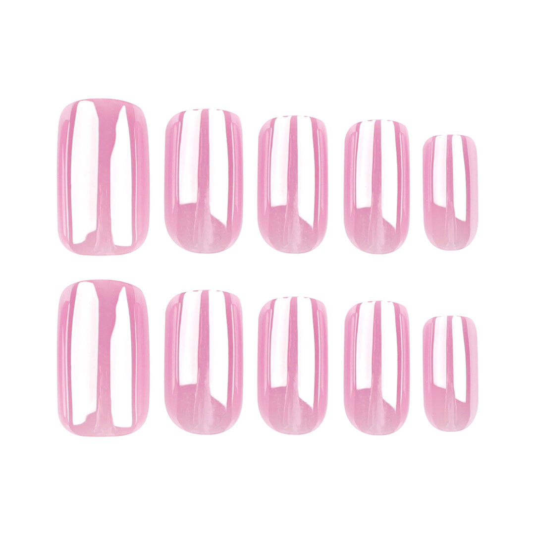 Artistic Nail Extensions with Shimmering Effect Bowlift