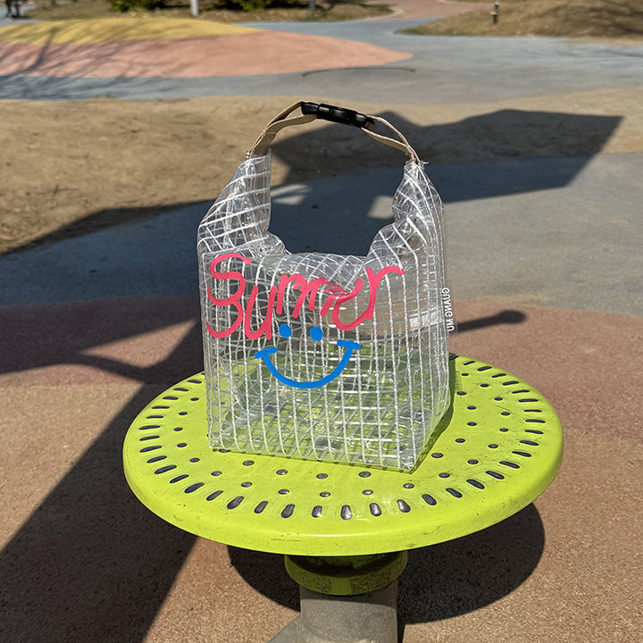 Storage bag made of durable, transparent material Bowlift
