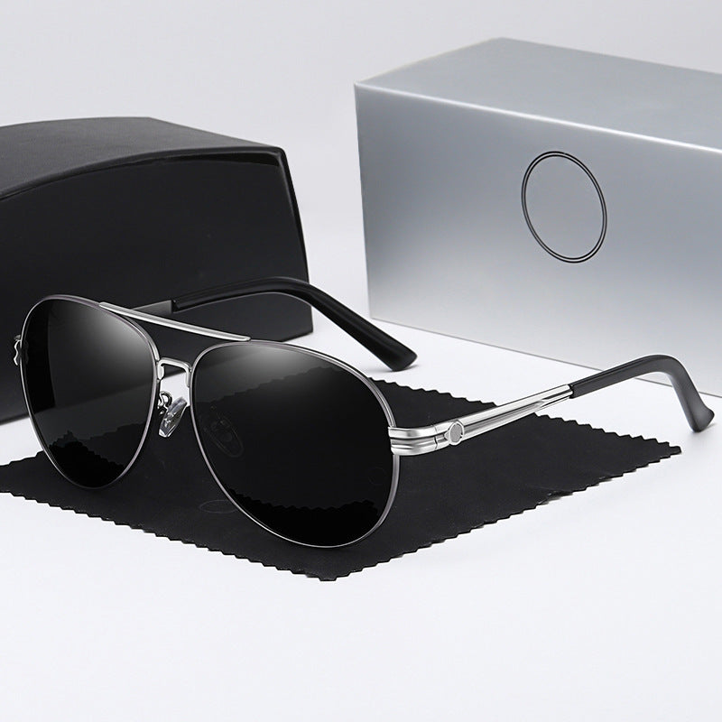 Women's elegant sunglasses with slim frame and UV protection Bowlift