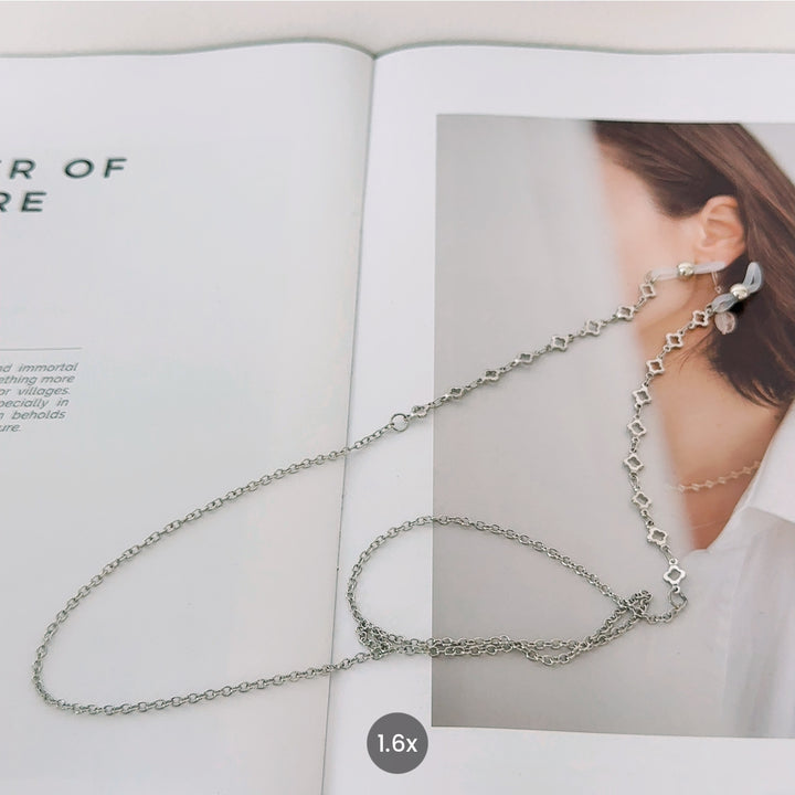 Multi-Functional Eyewear Chain Bowlift