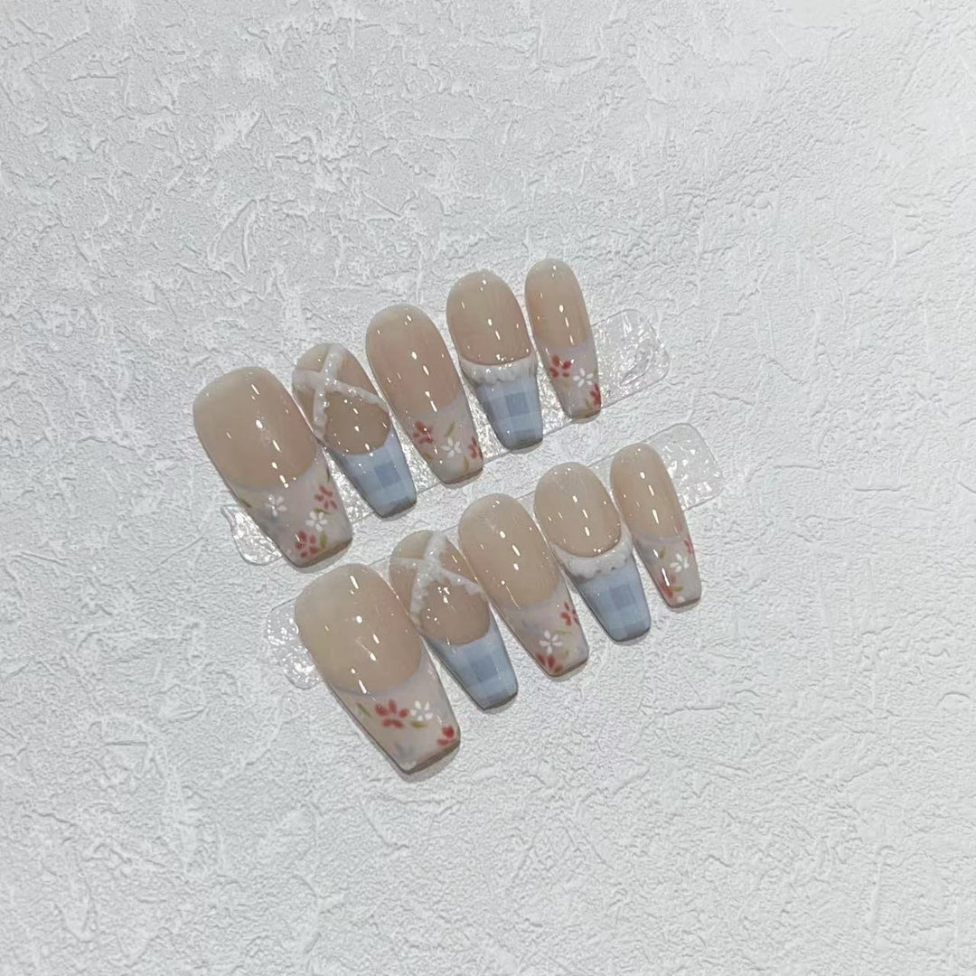Floral Design Acrylic Press-On Nail Set Bowlift