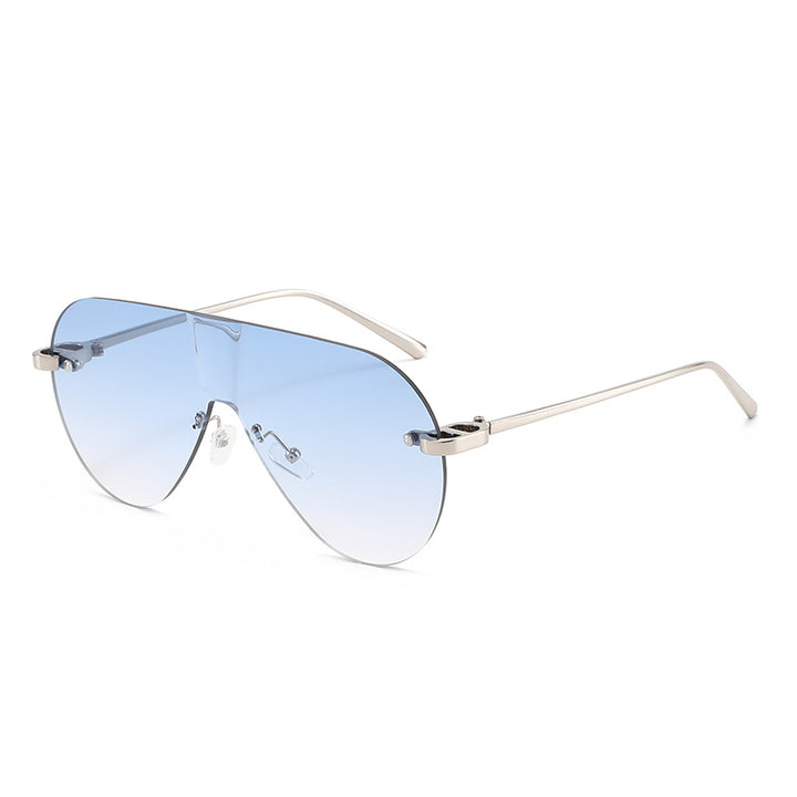 Ladies Oversized Sunglasses in Modern Aviator Style Bowlift