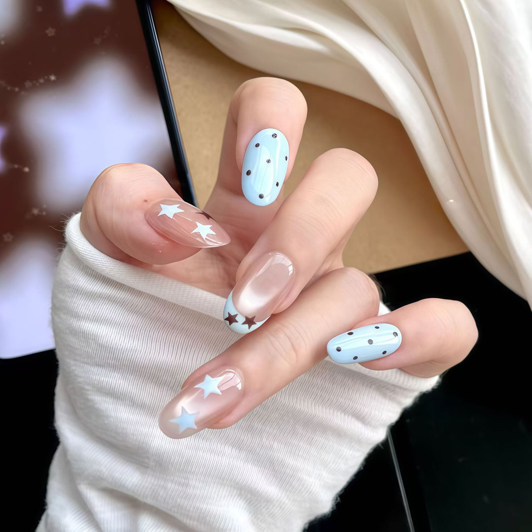 Artistic Star-Patterned Press-On Nail Art Bowlift