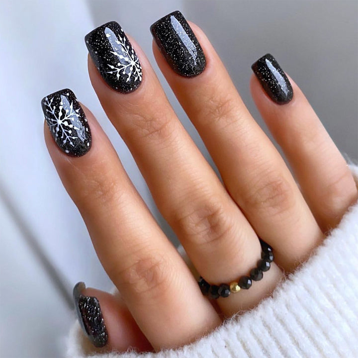 Artistic Press-On Nail Set with Chic Snowflake Design Bowlift