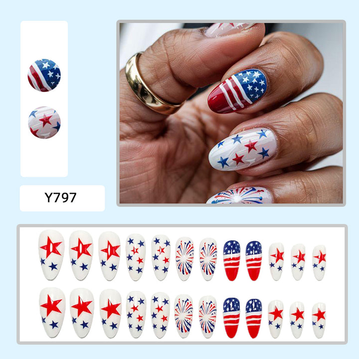 Art nails with patriotic designs Bowlift