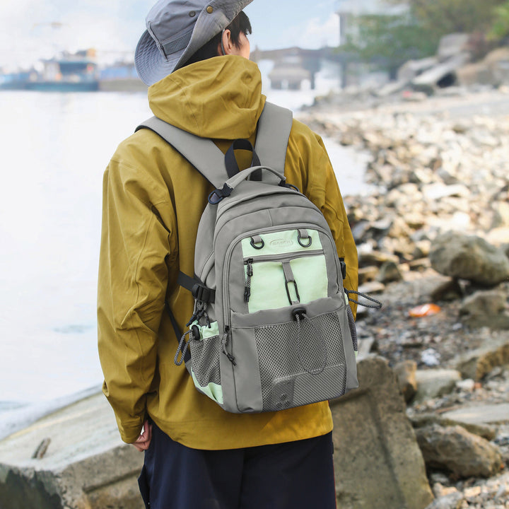 Multifunctional backpack with ergonomic shoulder straps and robust protection Bowlift
