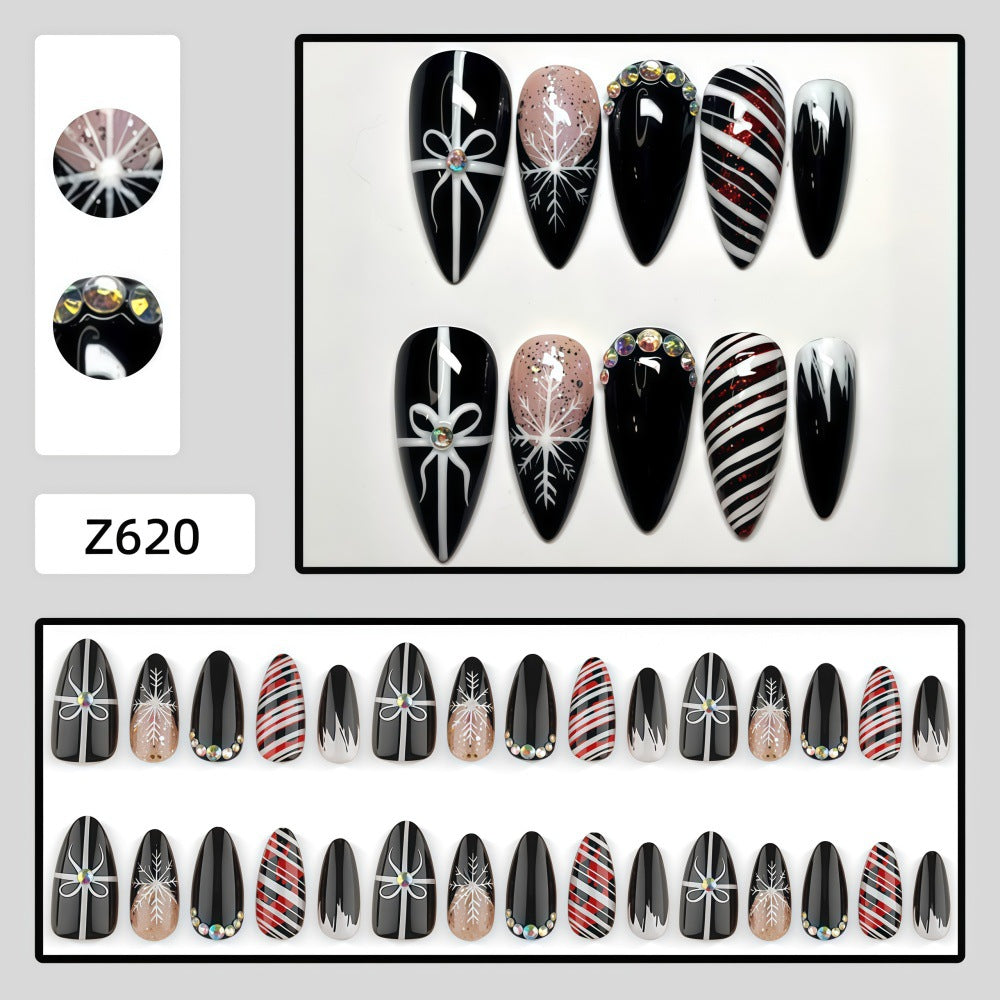 Artificial nails with festive Christmas designs Bowlift