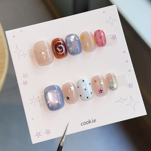 Creative artificial nails with sparkling star patterns Bowlift