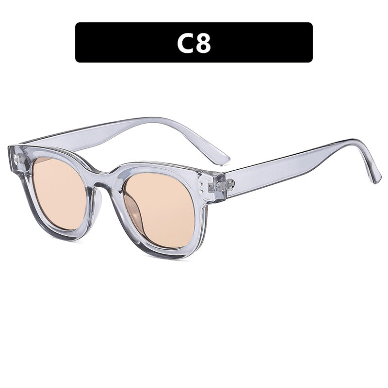 Ladies stylish sunglasses with distinctive design and polarized lenses Bowlift