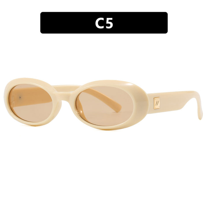 Ladies exclusive sunglasses in elegant oval design Bowlift