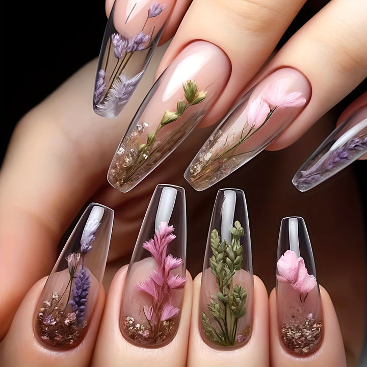 Artificial nails with dried flowers Bowlift