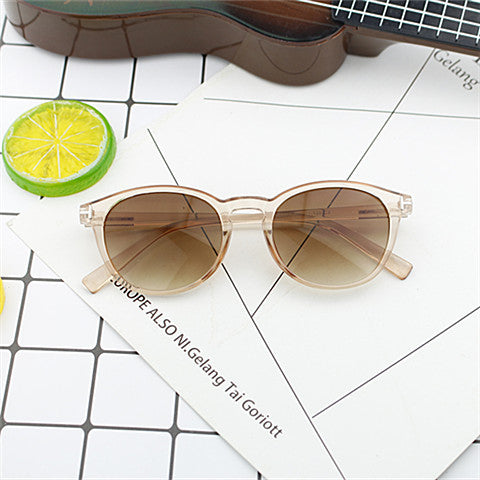 Women's fashionable round sunglasses with elegant plastic frame Bowlift