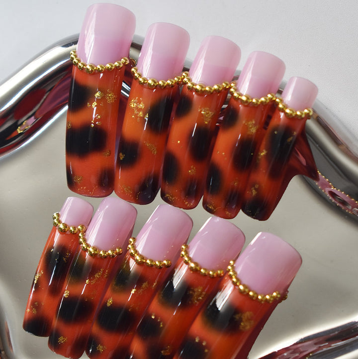 Decorative Press-On Nails Bowlift