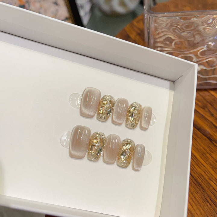 Elegant Press-On Nail Set with Decorative Accents Bowlift