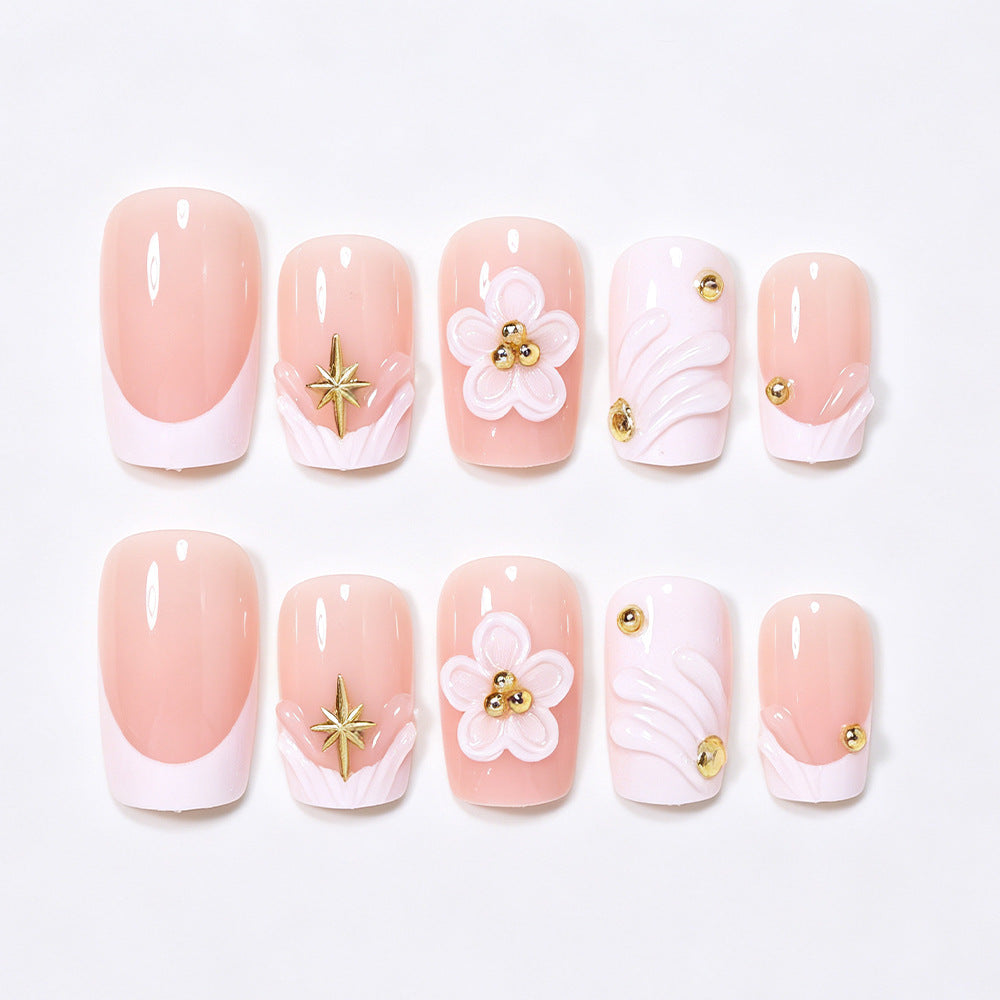 Floral-Themed 3D Nail Art Set Bowlift