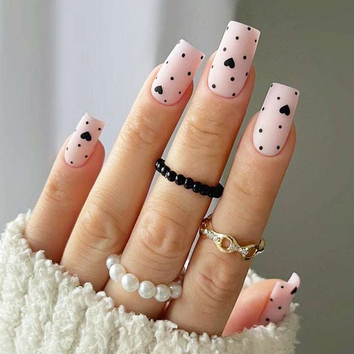 Chic Heart Pattern Press-On Nails Bowlift