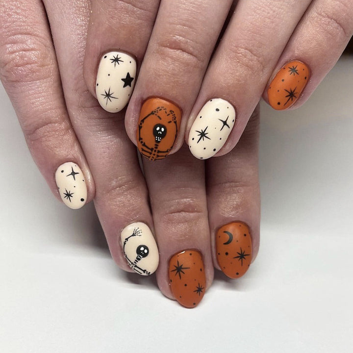 Artistic Themed Press-On Nail Collection Bowlift