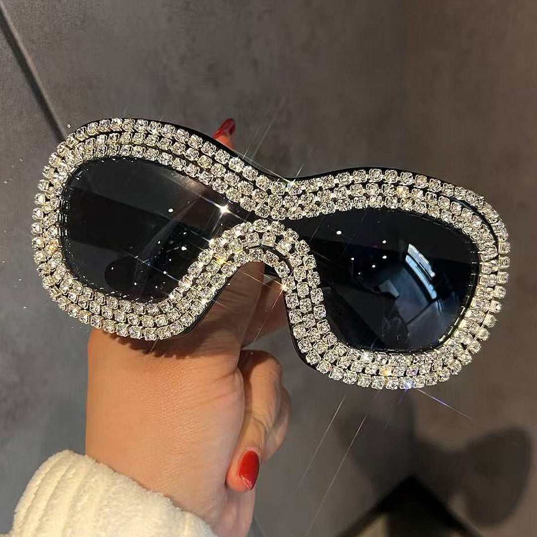 Women's glamorous sports sunglasses with extravagant crystal frame Bowlift