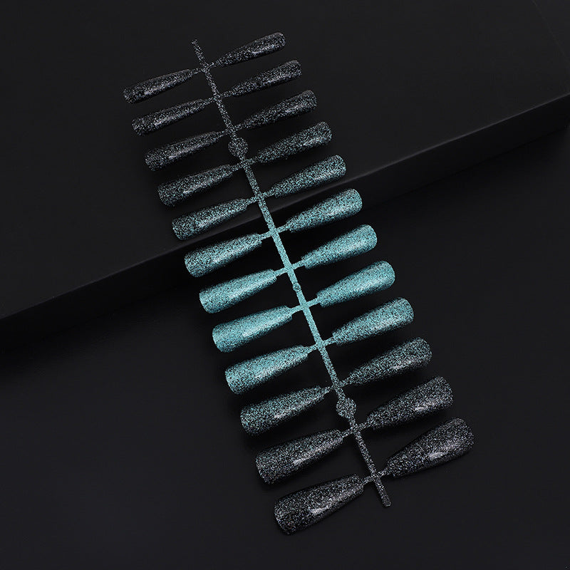 Nail art set with glitter and elegant transitions Bowlift