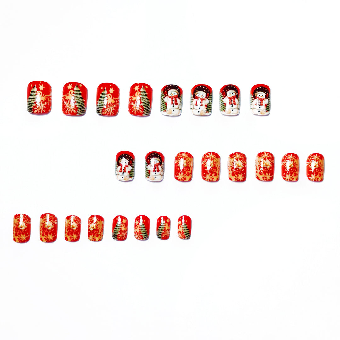 Festive artificial nails with creative snowman design Bowlift