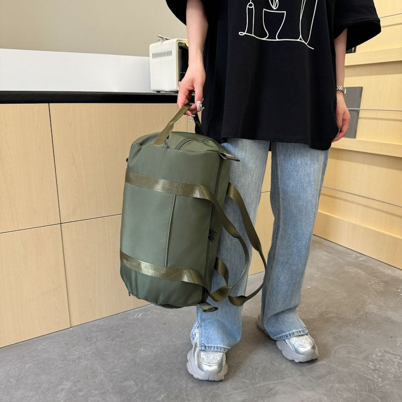 Multifunctional Sports Duffel Bag with Durable Material and Innovative Compartment Design Bowlift