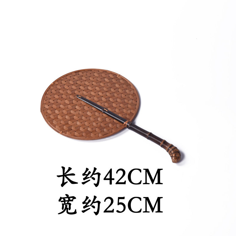 Women traditional bamboo fan Bowlift