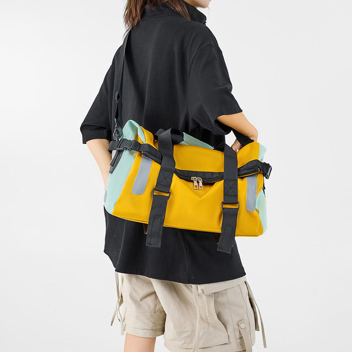 Multifunctional Sports Duffel Bag with Durable Material and Smart Compartment Design Bowlift