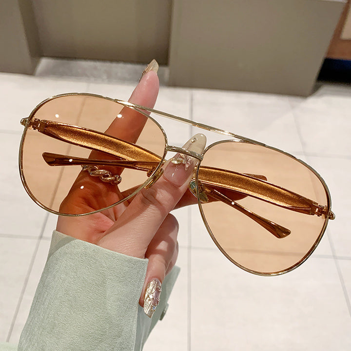Women exclusive designer glasses with elegant details and high-quality metal frame Bowlift