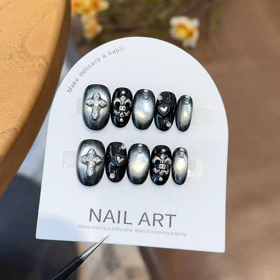 Artificial Nail Set with Decorative Elements Bowlift